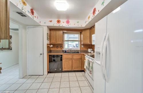 3570 Milano Ave, Lakeland FL  33803-2384 exterior