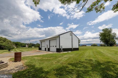 1654 Readus Rd, Edinburg VA  22824-2935 exterior