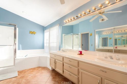 43115 Corte Fresca, Temecula CA  92592-3070 exterior