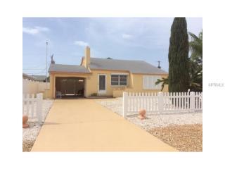 135 Grant Dr, Sarasota, FL 34236-2026