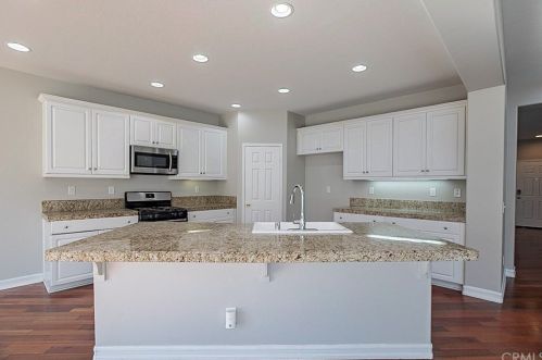 1330 Garrett Way, San Jacinto, CA 92583-2025