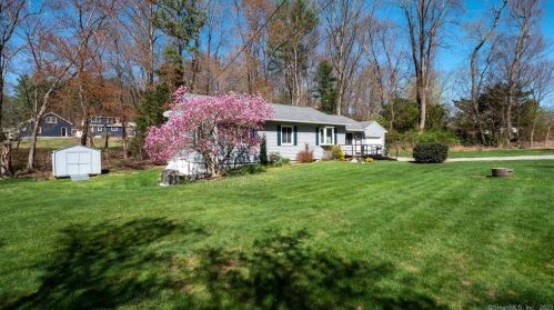 70 Red Bridge Rd, Fabyan, CT 06255-2032
