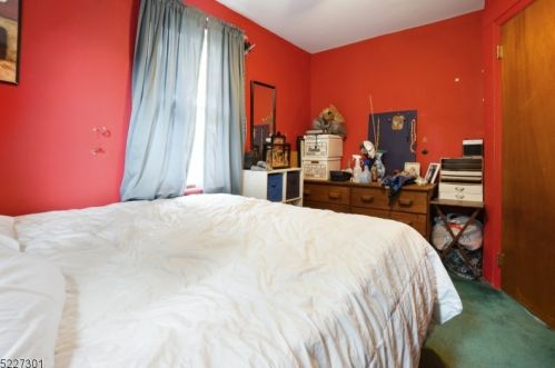 158 Norway Ln, South Plainfield NJ  07080-2810 exterior