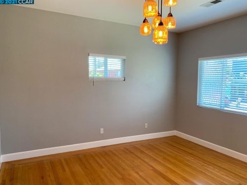 1610 14th St, Oakland CA  94607-1512 exterior