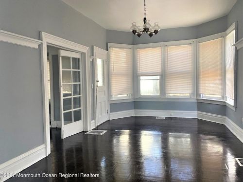 112 Broad St, Tinton Falls NJ  07701-1915 exterior