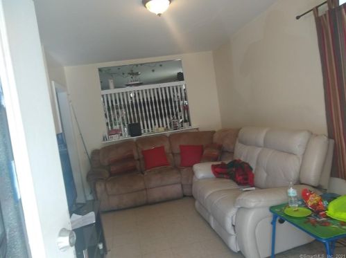 526 Hallett St, Bridgeport CT  06608-2029 exterior