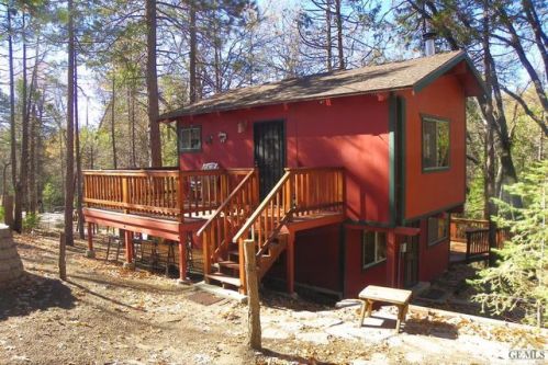 46008 Ridge Rd, Balance Rock, CA 93260-9741