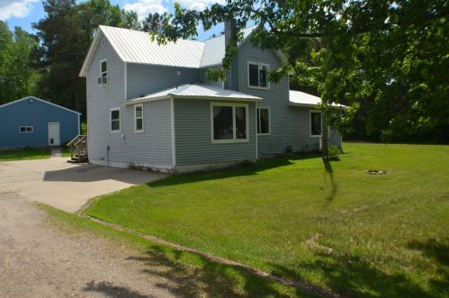 90 1st St, Roscoe, MN 56371-4406