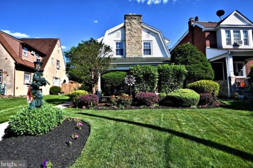 1632 Locust St, Norristown, PA 19401-3010