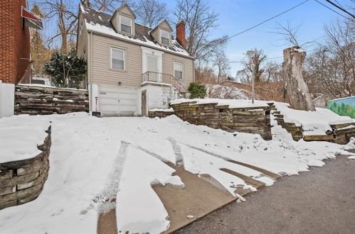 2215 Woodward Ave, Pittsburgh, PA 15226-1341