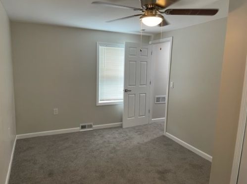 430 Blue Jay Dr, Canonsburg PA  15317-5638 exterior