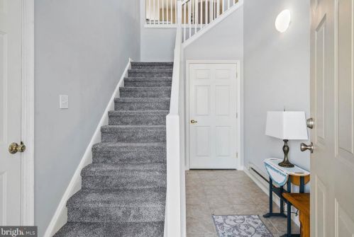 16 Kingston Ter, Slaughter Beach, DE 19963-4168