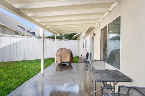 2825 Stone Ter, Modesto CA  95355-9189 exterior