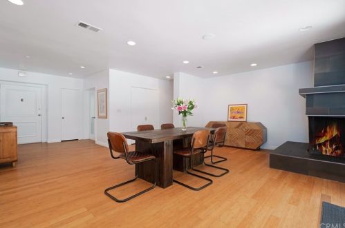 3315 Laurel Canyon Blvd, North Hollywood CA  91604-4133 exterior