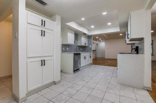 1902 Linda Ln, Richardson TX  75081-2615 exterior