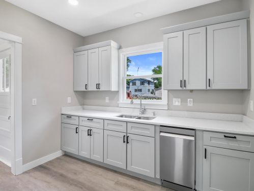 210 Monroe St, Watertown, WI 53094-7643