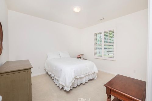 1520 Bonita Vista Dr, San Bernardino CA  92404-2104 exterior