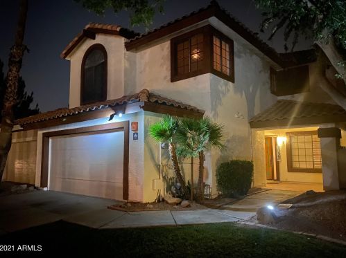 517 Marina Dr, Gilbert AZ 85233-6613 exterior