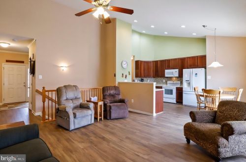 1142 Dallas Dr, Upton PA  17225-8535 exterior