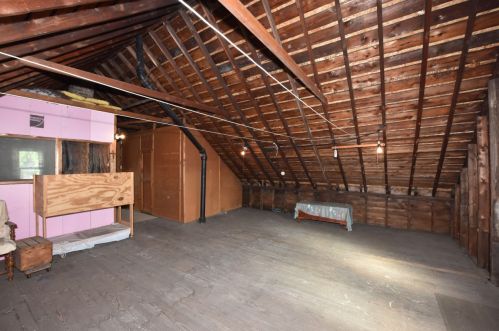 2737 Howell Ave, Milwaukee WI 53207-2013 exterior