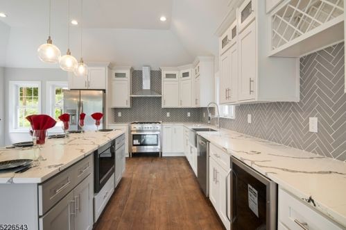 172 Franklin Rd, Parsippany NJ  07834-1537 exterior