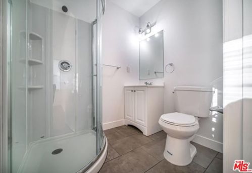 44643 Date Ave, Lancaster CA 93534-3101 exterior