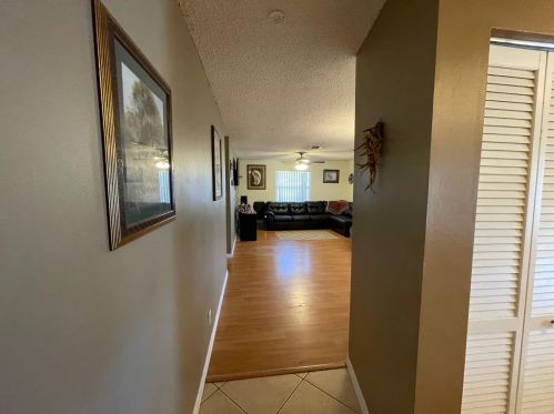 224 Cordoba Cir, West Palm Beach, FL 33411-1319