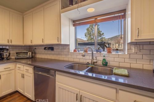 901 Mount Doble Dr, Big Bear City CA  92314-9774 exterior