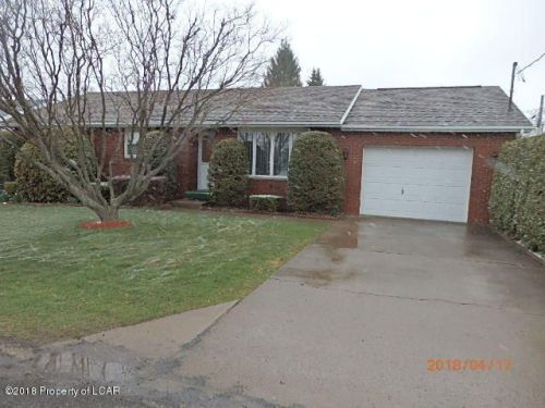 633 20th St, Hazle Township, PA 18201-1764