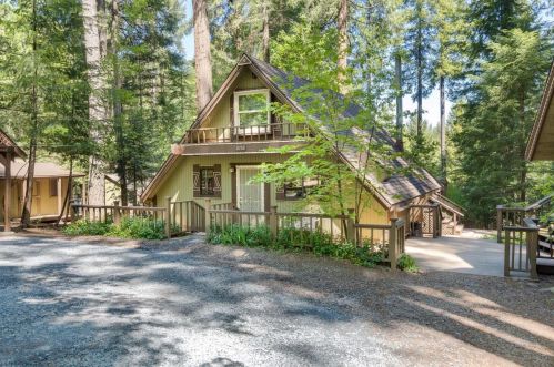 2156 Blair Rd, Pacific House, CA 95726-9712