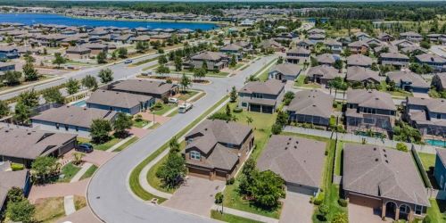 1606 Feather Grass Loop, Lutz FL  33558-2804 exterior