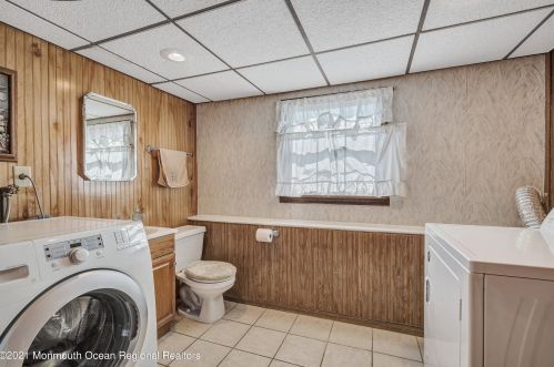 52 Margaret St, Old Bridge NJ  08857-2559 exterior