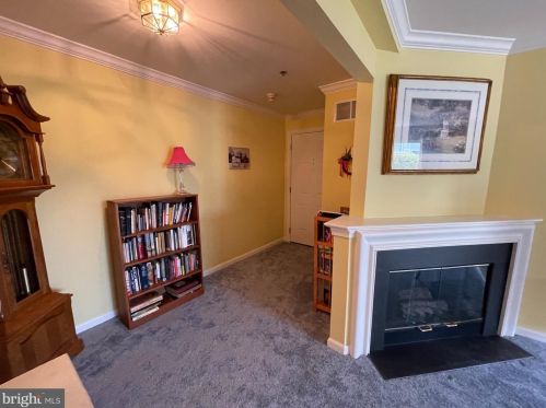 409 Paoli Pointe Dr, Paoli, PA 19301-1364