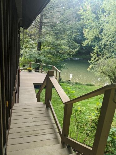 143 Muddy Creek Rd, New Castle, PA 16101-9391