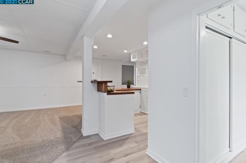 5500 Sandmound Blvd, Oakley CA  94561-5027 exterior