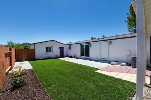 33347 Harvest Way, Wildomar CA 92595-9118 exterior