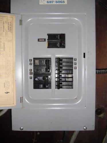 1413 Bellaire Pl, Pittsburgh PA 15226-1908 exterior