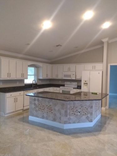 1137 Dutchess St, Lehigh Acres FL 33974-4754 exterior