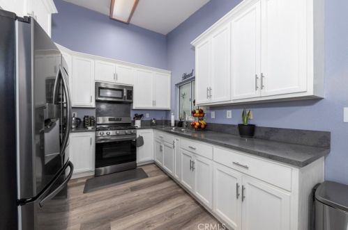 366 Kirby St, San Jacinto CA  92582-6927 exterior