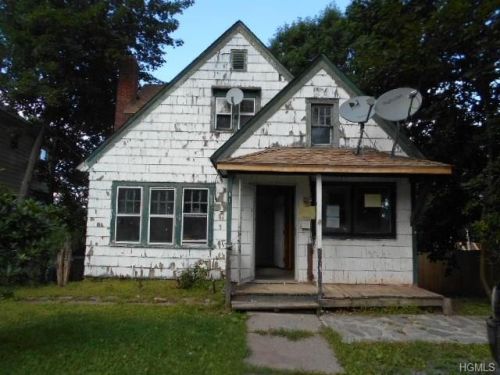 81 Carrier St, Liberty, NY 12754-2126