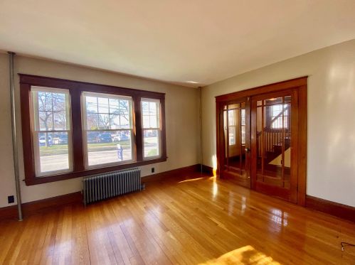 69 Hill St, Dover NH  03820-3139 exterior