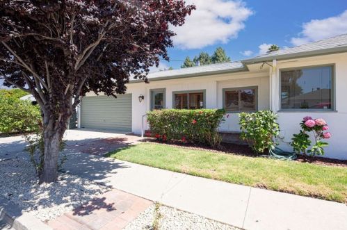 222 Cherry Ave, Pismo Beach, CA 93420-0033