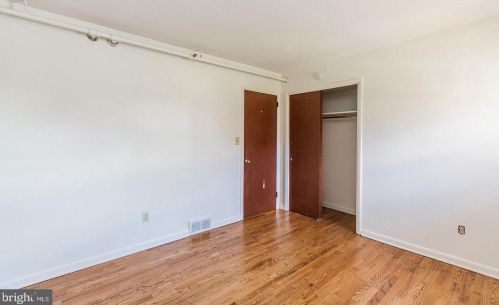 130 Delp Rd, Lancaster PA  17601-3906 exterior