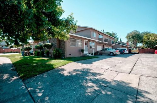 1722 Whitwood Ln, Campbell, CA 95008-2510