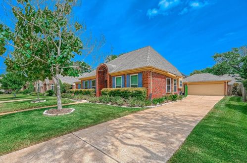 622 Fernglade Dr, Richmond TX 77406-1269 exterior