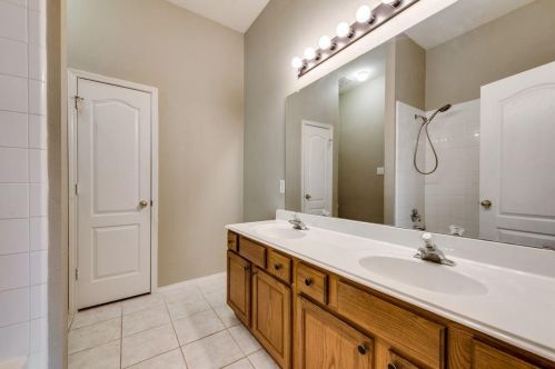 3712 Longhorn Dr, Denton TX  76210 exterior