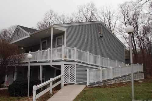 71 Hidden Knolls Cir, Upper Stepney, CT 06468-2724