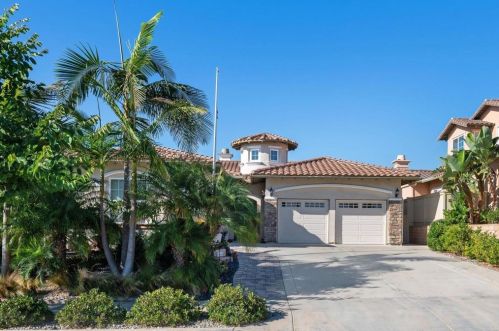 1568 Triton St, Carlsbad, CA 92011-4078