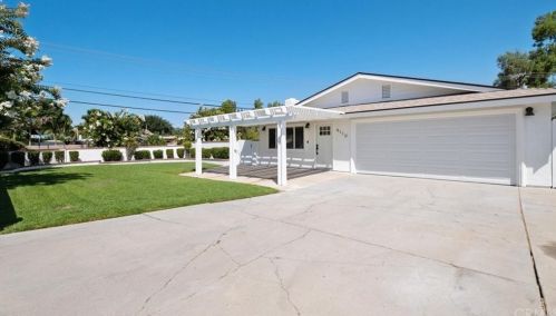 4110 El Molino Blvd, Chino Hills, CA 91709-3038