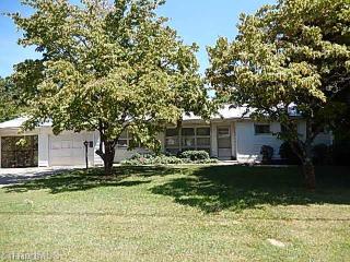 705 Liberty Dr, Thomasville, NC 27360-5839